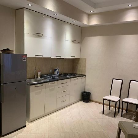 Apartment Three Bedroom In Saburtalo Τυφλίδα Εξωτερικό φωτογραφία