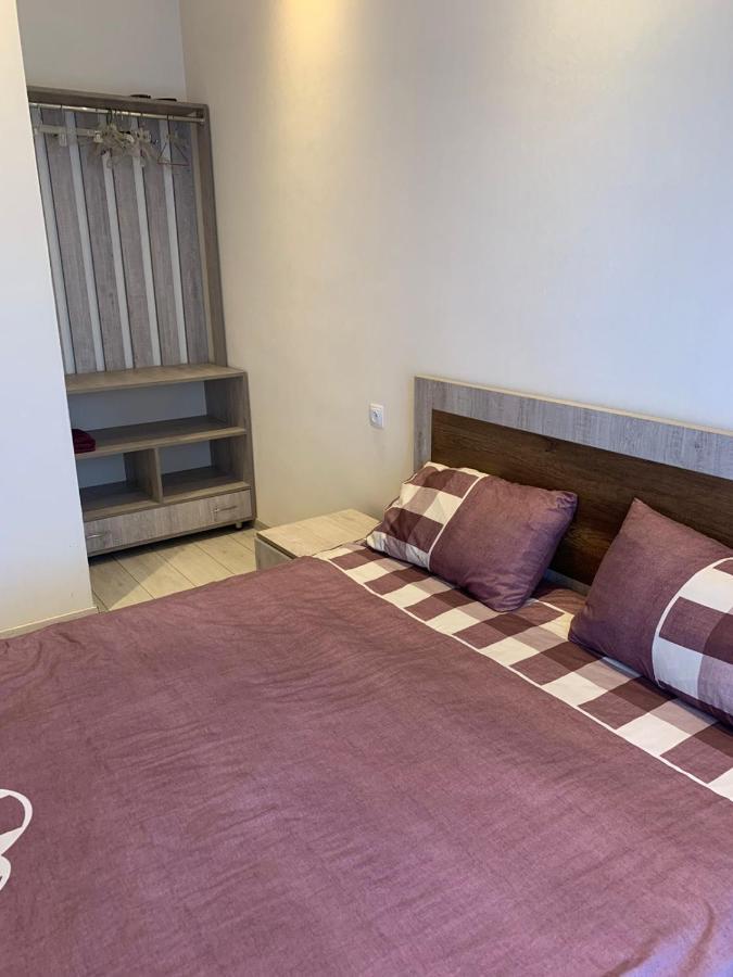 Apartment Three Bedroom In Saburtalo Τυφλίδα Εξωτερικό φωτογραφία