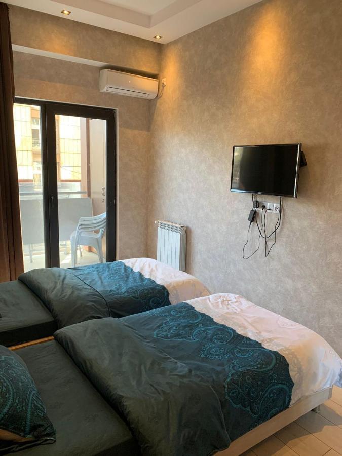 Apartment Three Bedroom In Saburtalo Τυφλίδα Εξωτερικό φωτογραφία
